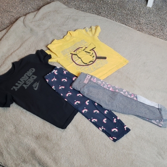 Bundle of four pieces girl clothe